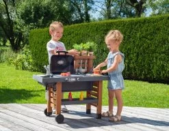 Gartengrill Mit Spielküche Gardem Kitchen Evolutive Smoby Höhenverstellbar Mit Fließendem Leitungswasser Und 43 Zubehörteilen